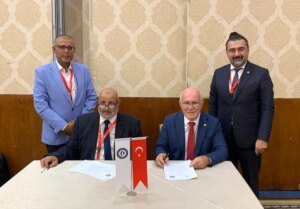 usak universitesi tunusta turk arap universite rektorleri kongresinde is birligi protokolleri imzaladi dYnTNPaA.jpg